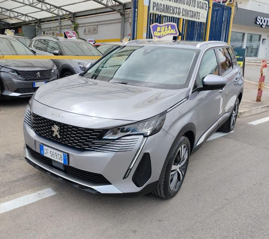 Peugeot 5008 2021