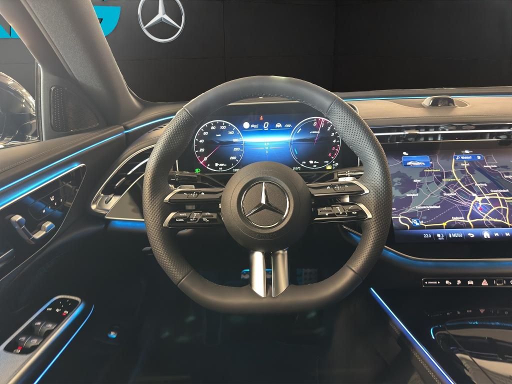 Mercedes-Benz E 300 2025