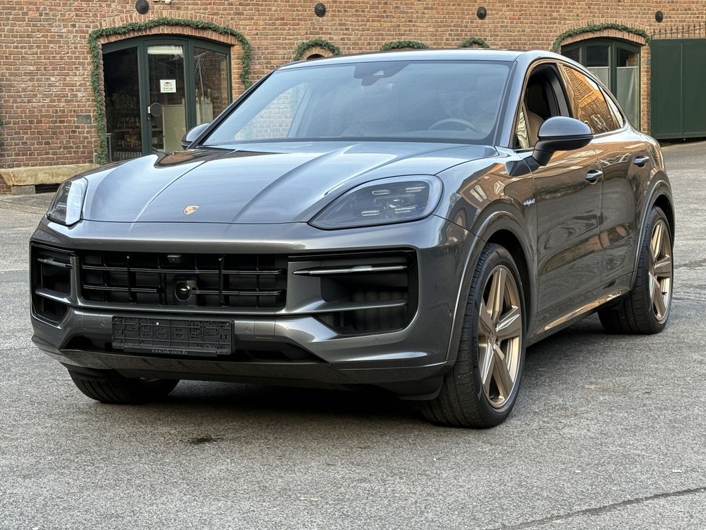 Porsche Cayenne 2025