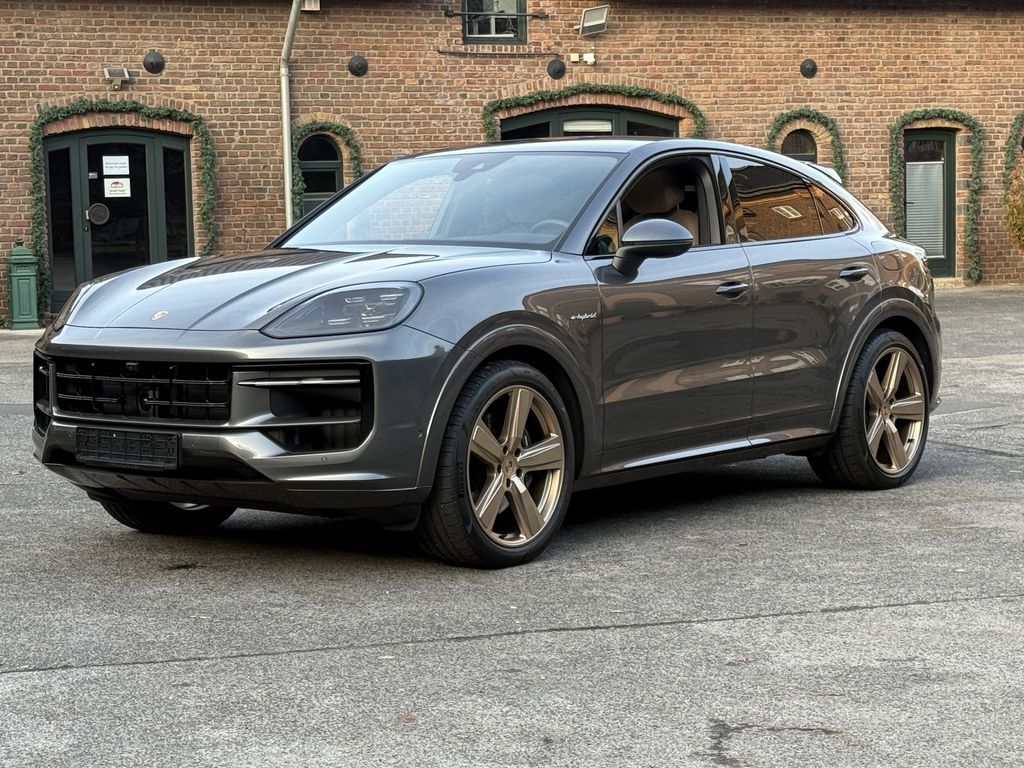 Porsche Cayenne 2025