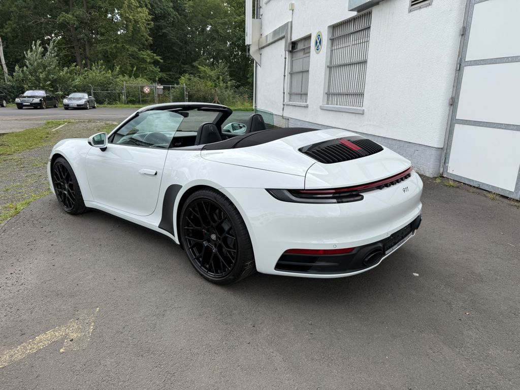 Porsche 992 2024