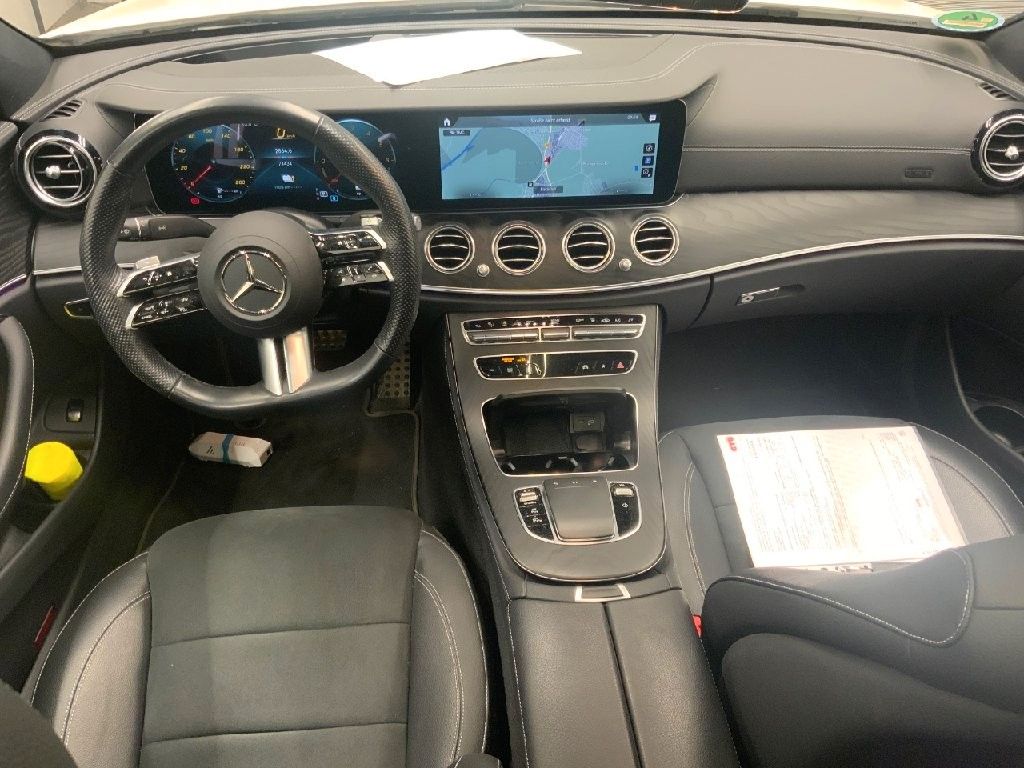 Mercedes-Benz E 300 2022
