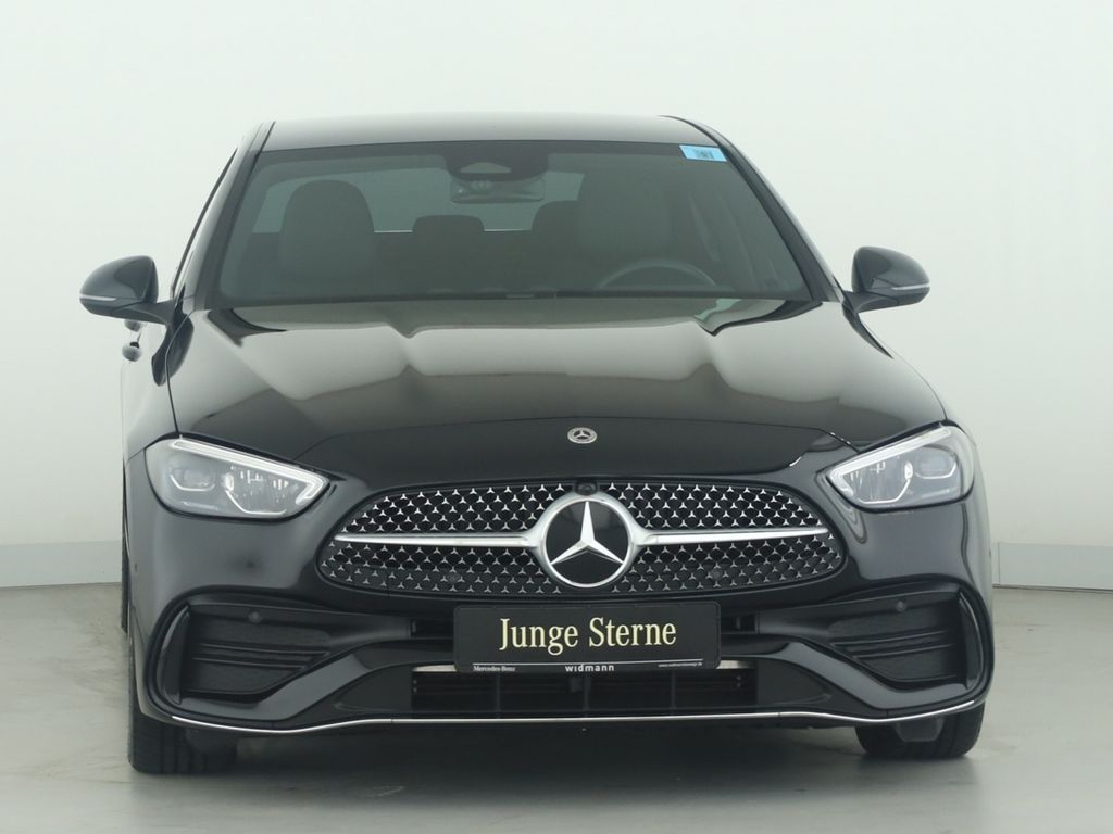 Mercedes-Benz C 300 2025