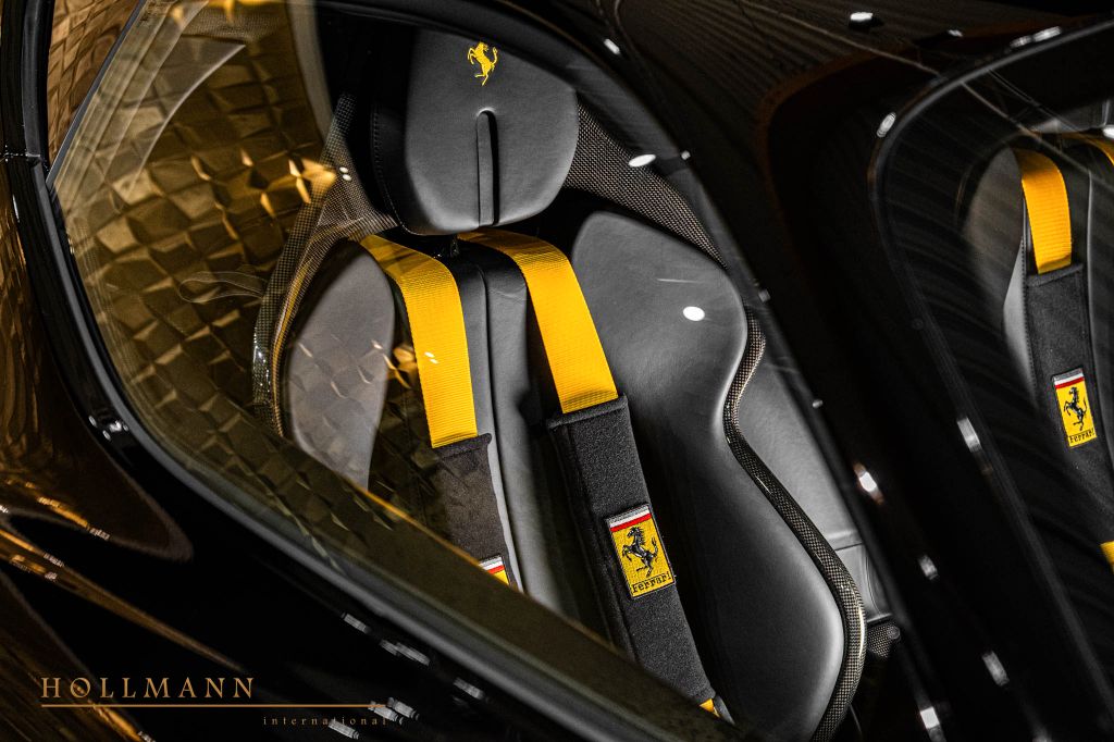 Ferrari SF90 2021