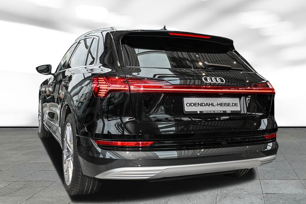 Audi e-tron 2023