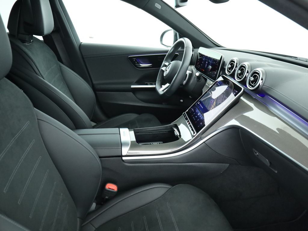 Mercedes-Benz C 300 2025