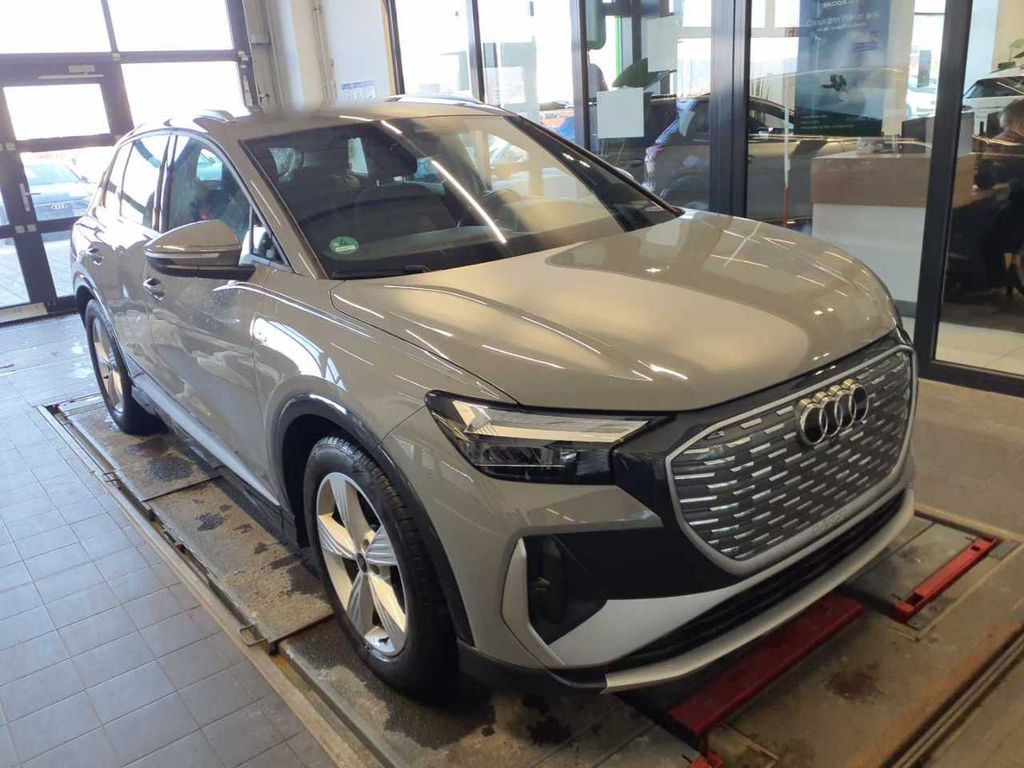 Audi Q4 e-tron 2023
