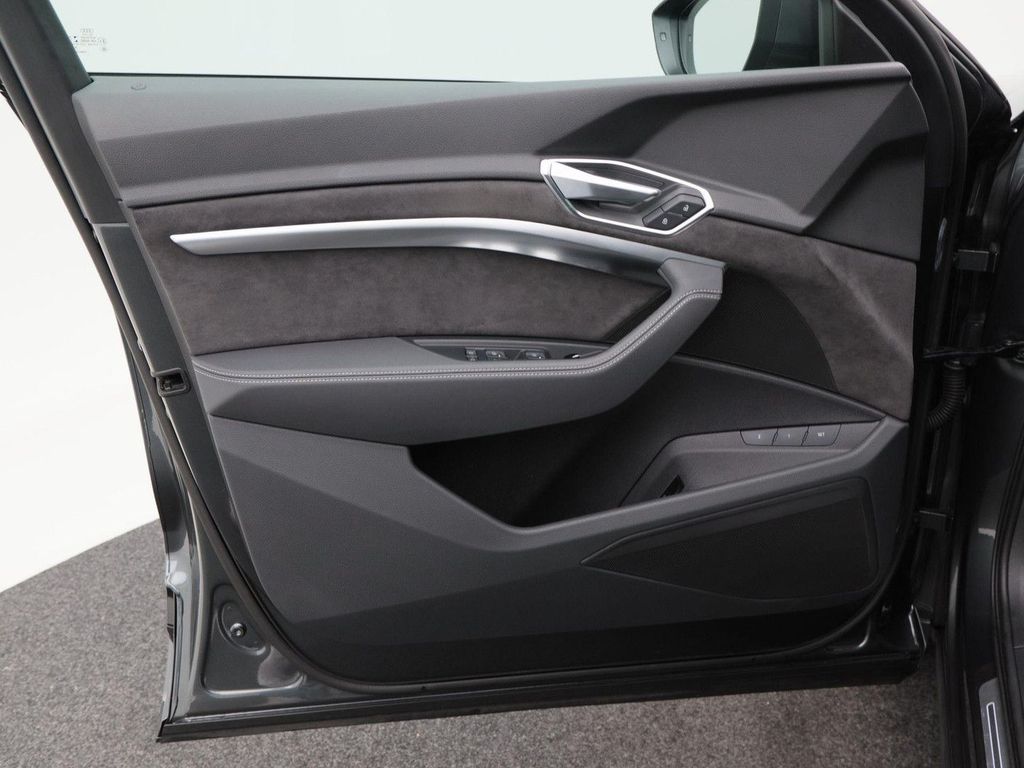 Audi e-tron 2020