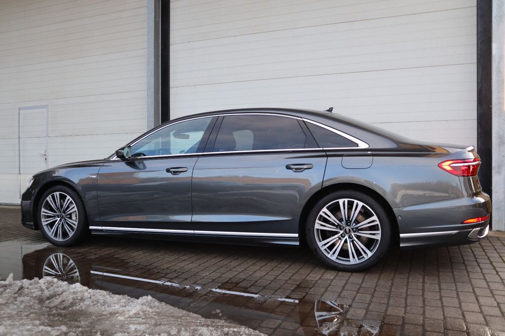 Audi A8 2024