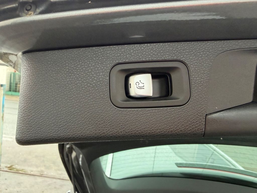 Mercedes-Benz E 300 2022