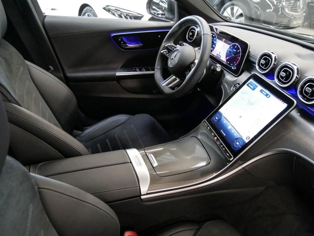 Mercedes-Benz C 300 2025