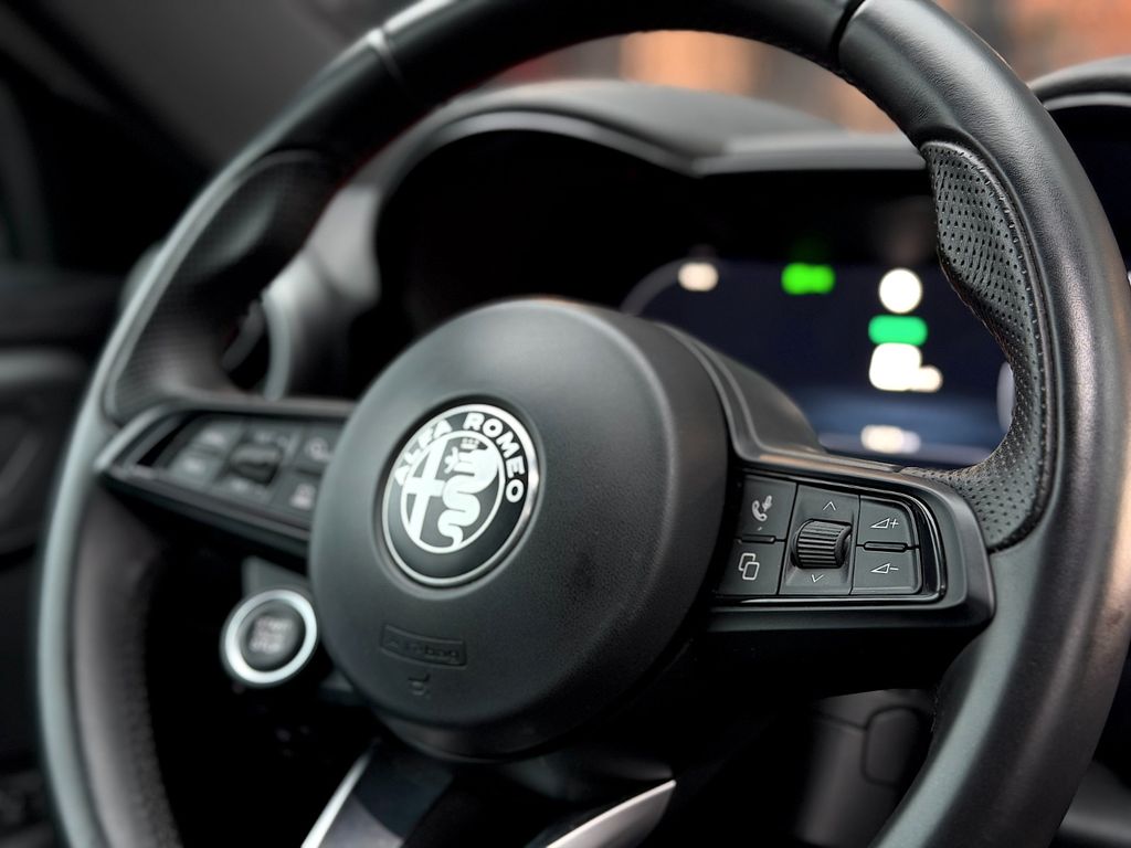 Alfa Romeo Tonale 2023