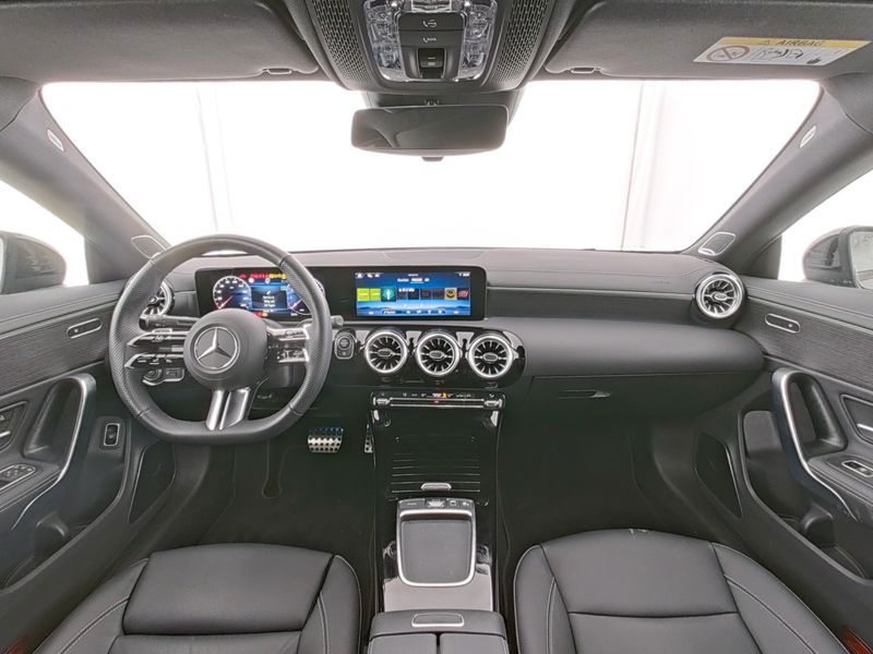 Mercedes-Benz CLA 250 2024
