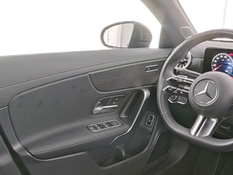 Mercedes-Benz CLA 250 2024