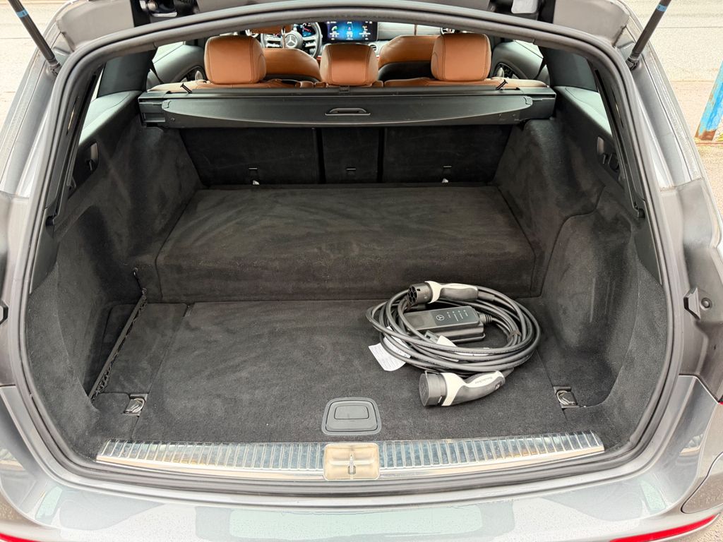 Mercedes-Benz E 300 2022