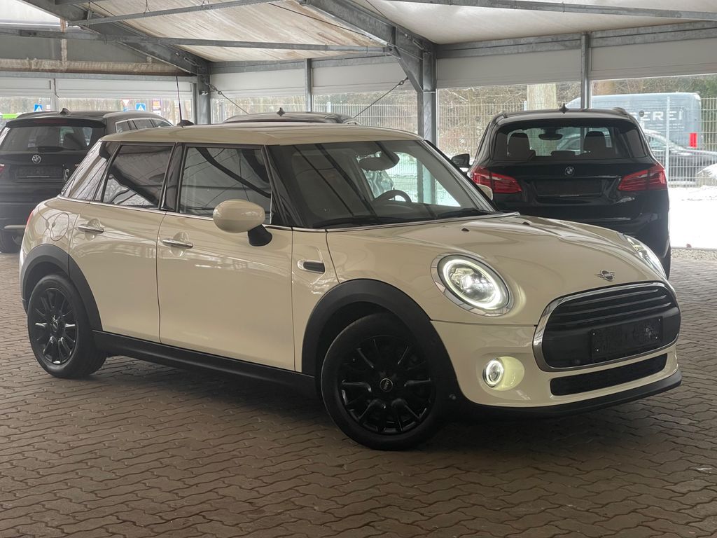 MINI ONE 2020