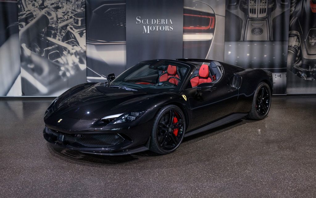 Ferrari 296 GTS 2025