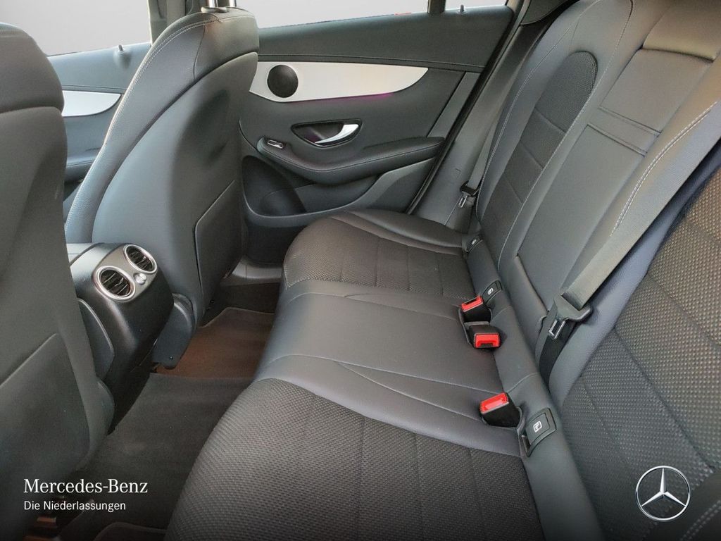 Mercedes-Benz GLC 300 2021