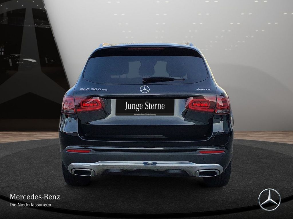 Mercedes-Benz GLC 300 2021