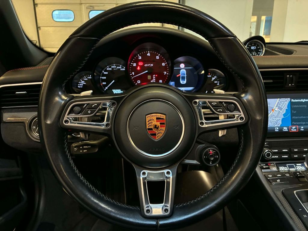 Porsche 911 2018
