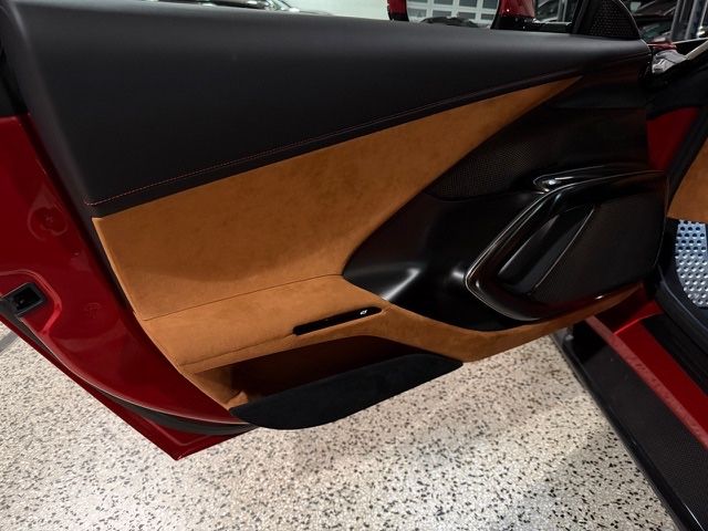 Ferrari 12Cilindri 2025