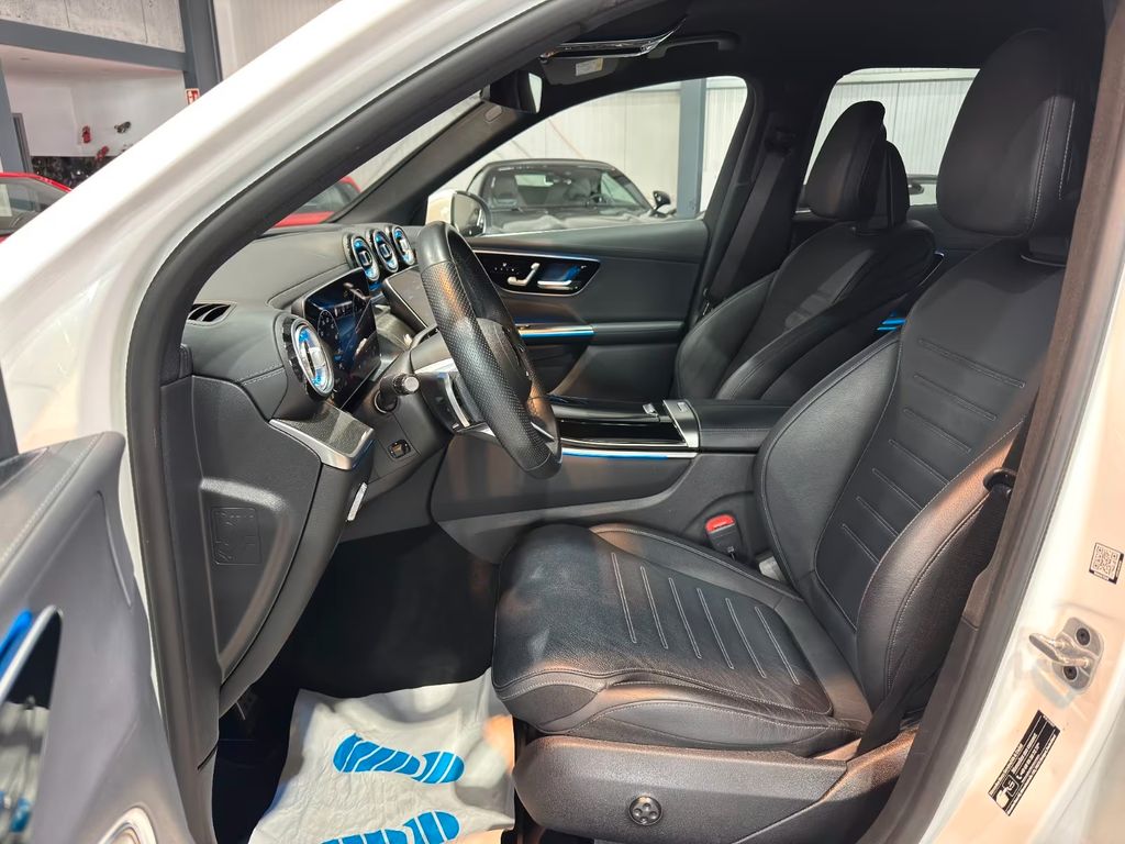 Mercedes-Benz GLC 220 2023