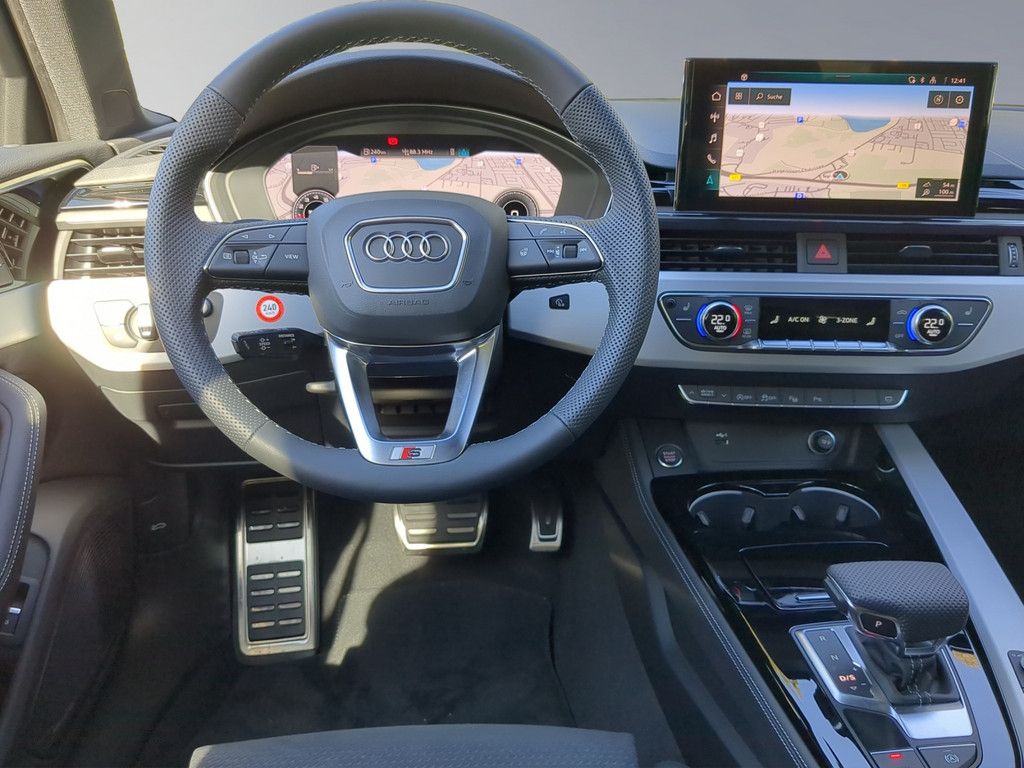 Audi A4 2024