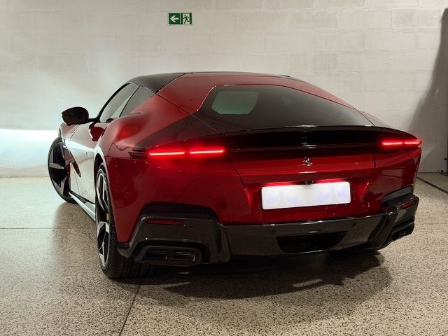 Ferrari 12Cilindri 2025