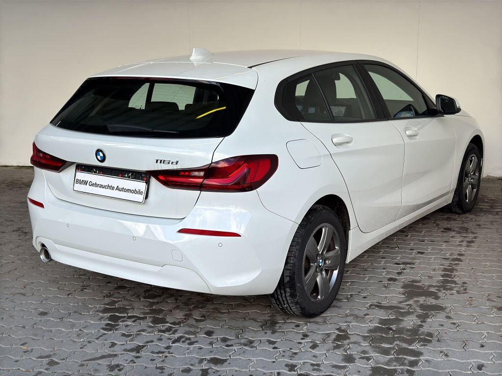 BMW 116 2022