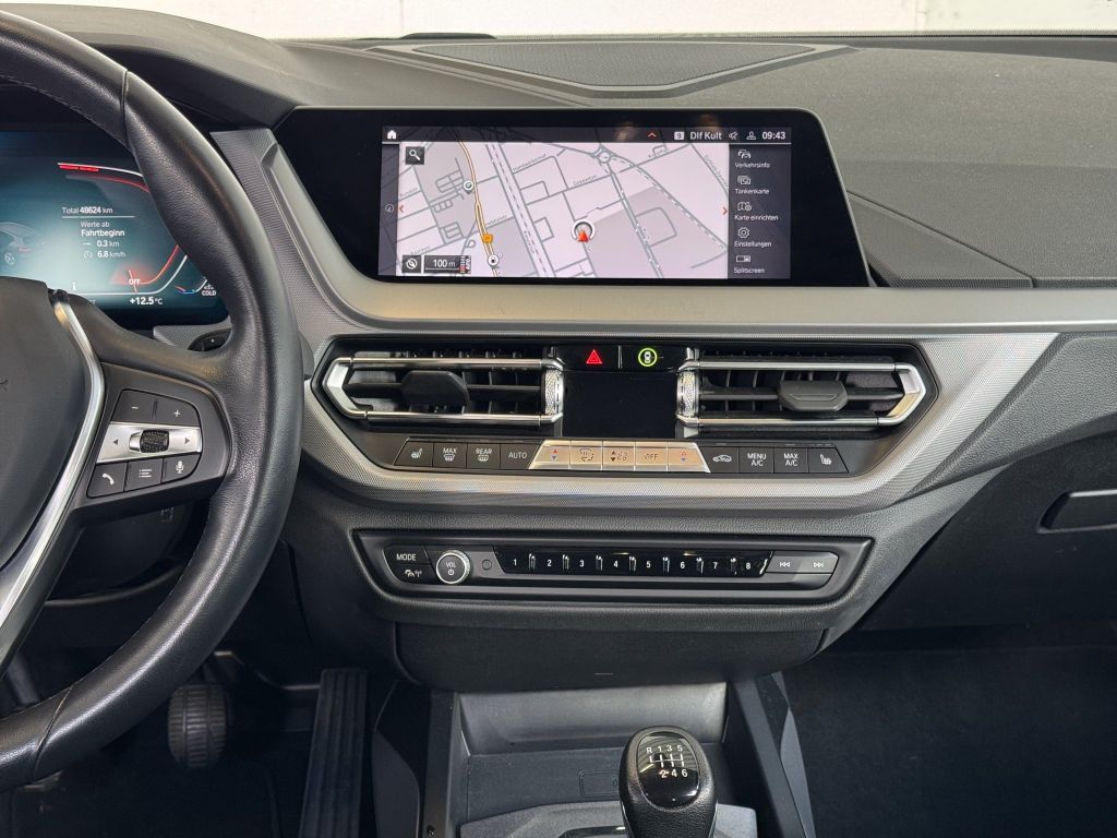 BMW 116 2022