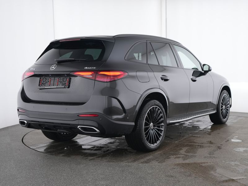 Mercedes-Benz GLC 300 2025