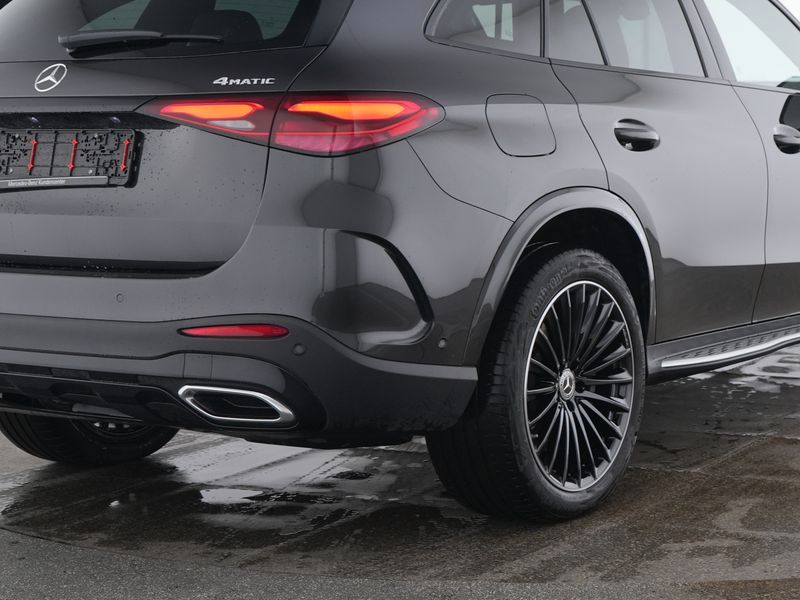 Mercedes-Benz GLC 300 2025