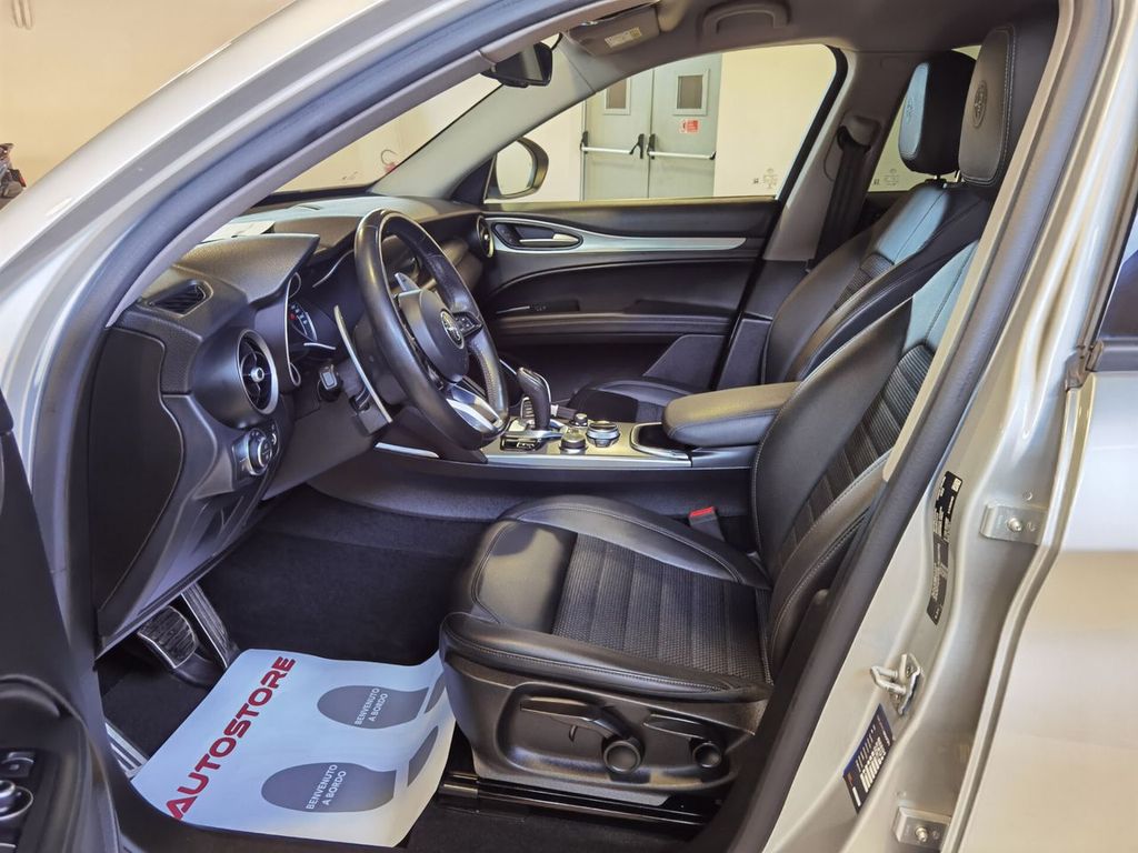 Alfa Romeo Stelvio 2020