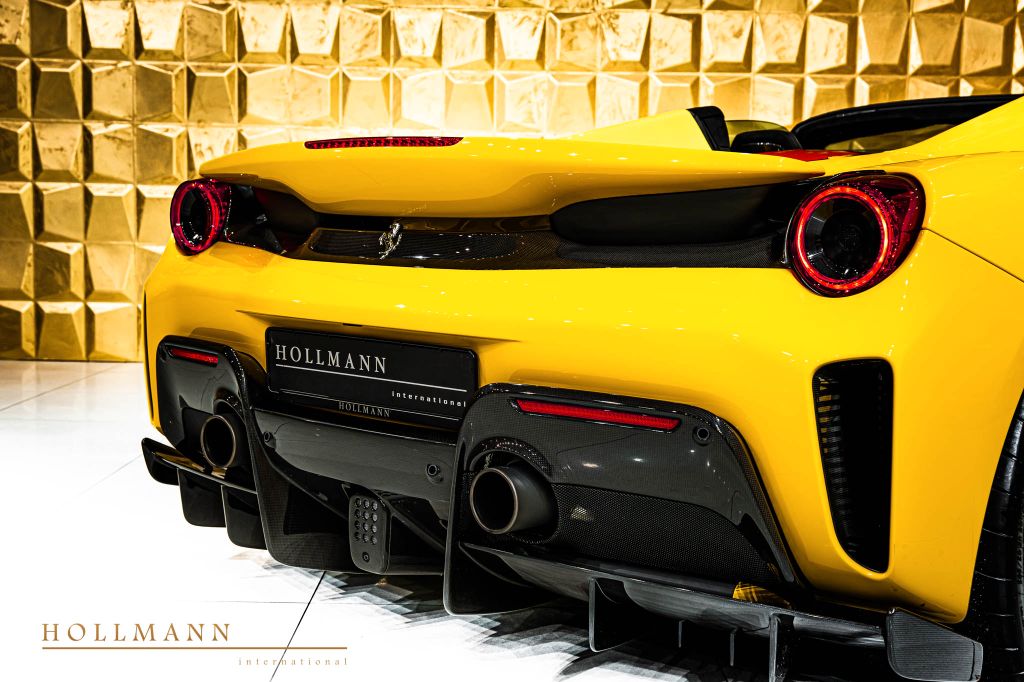 Ferrari 488 Pista 2020