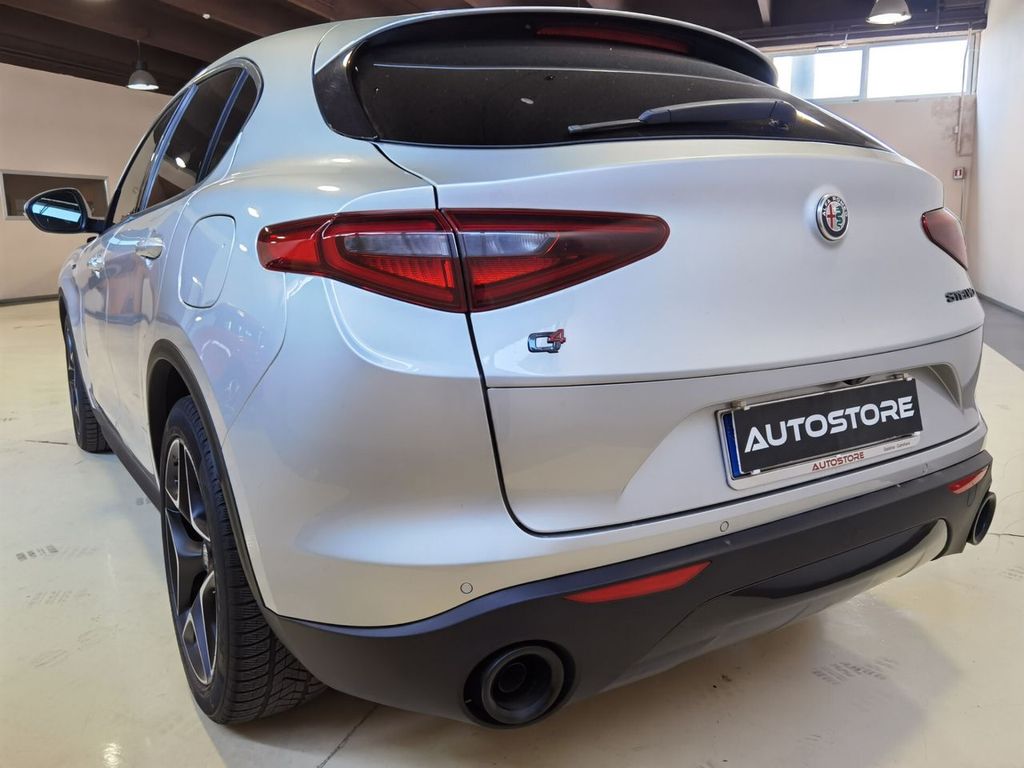 Alfa Romeo Stelvio 2020