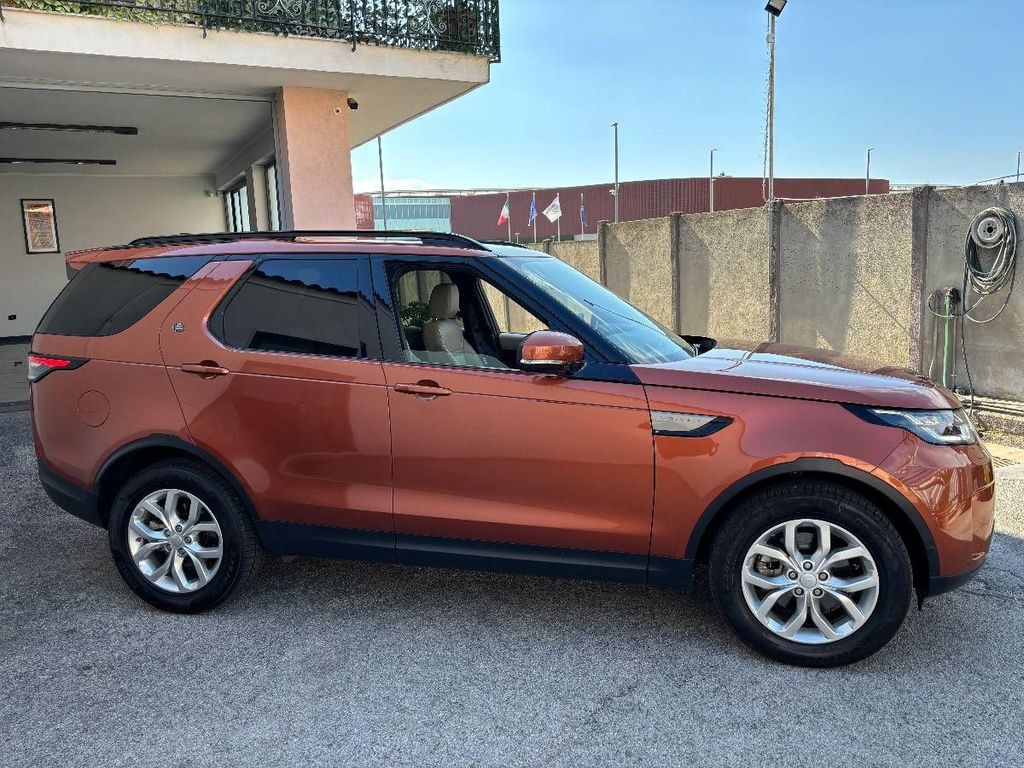 Land Rover Discovery 2018