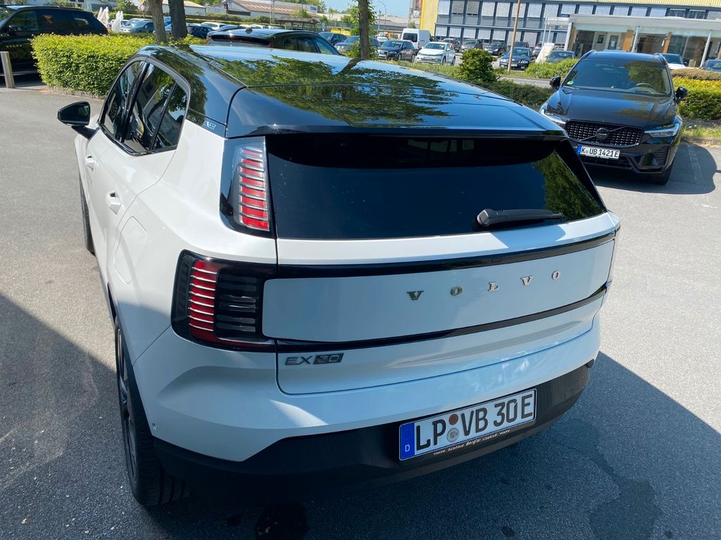 Volvo EX30 2025