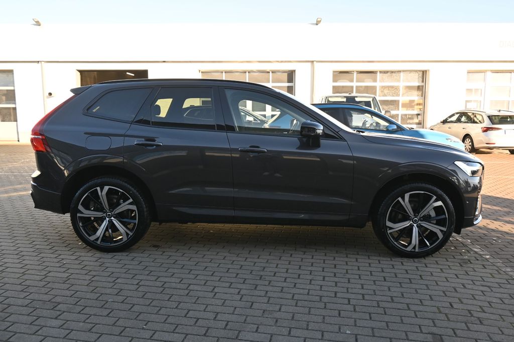 Volvo XC60 2025