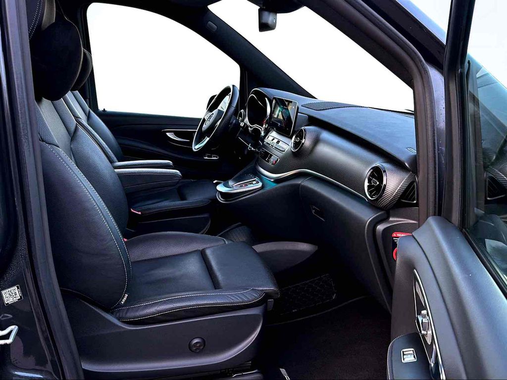 Mercedes-Benz V 300 2022