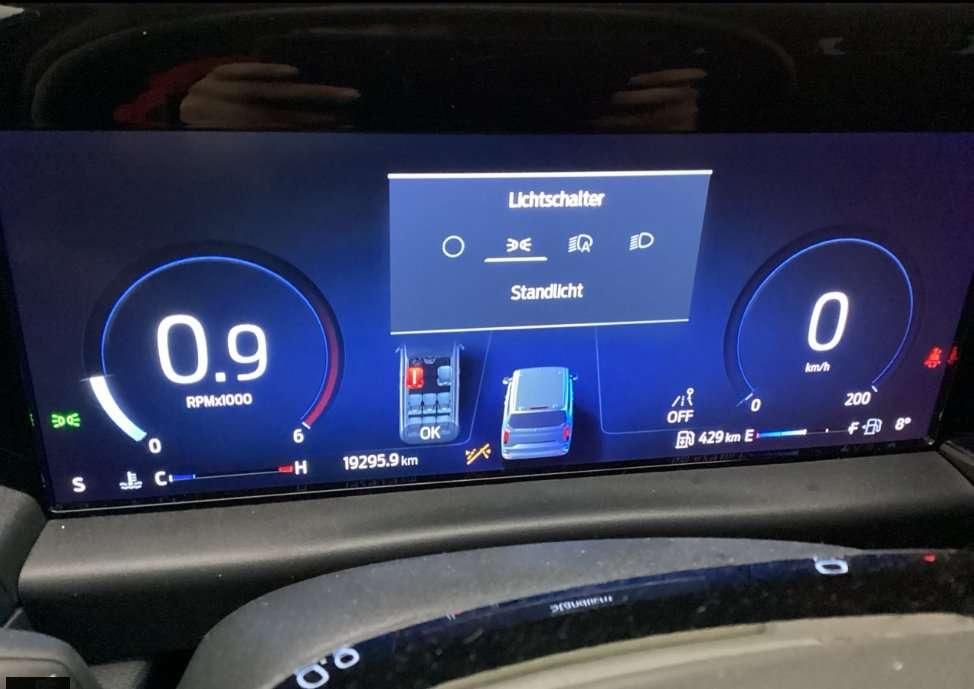 Ford Tourneo Custom 2025