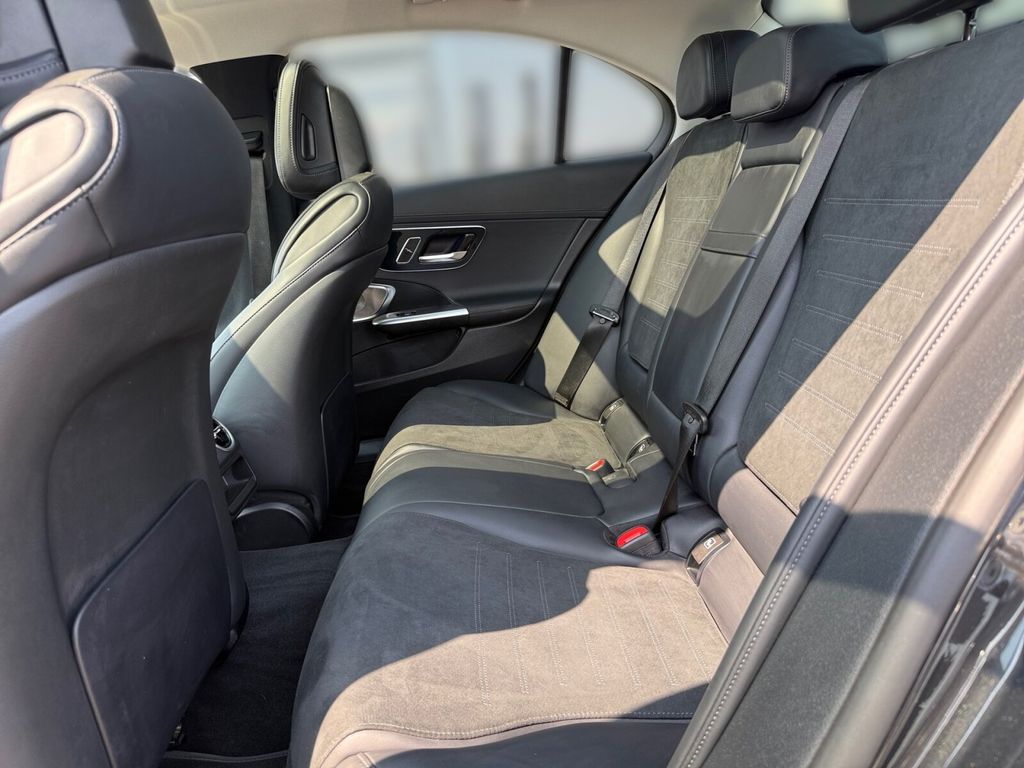Mercedes-Benz C 300 2024