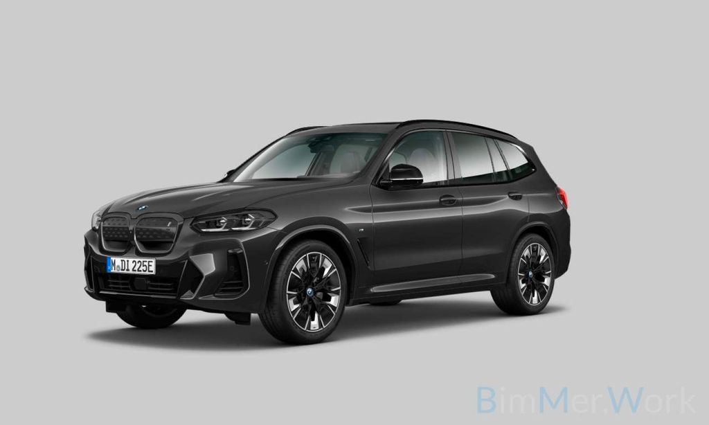 BMW iX3 2023