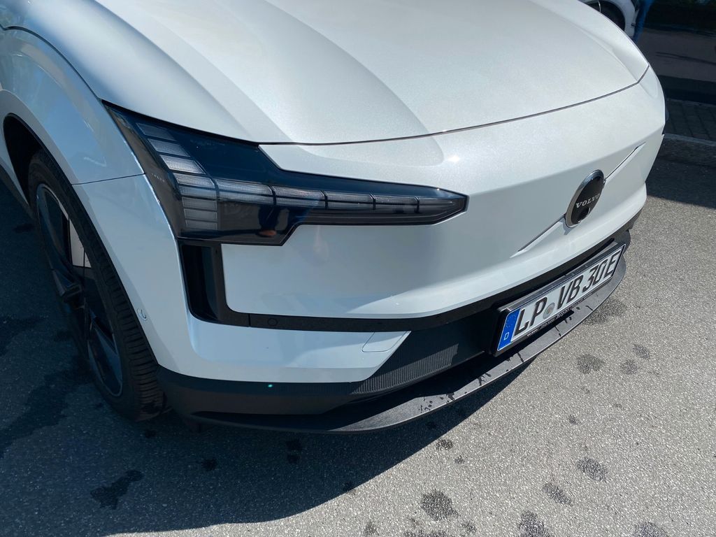 Volvo EX30 2025