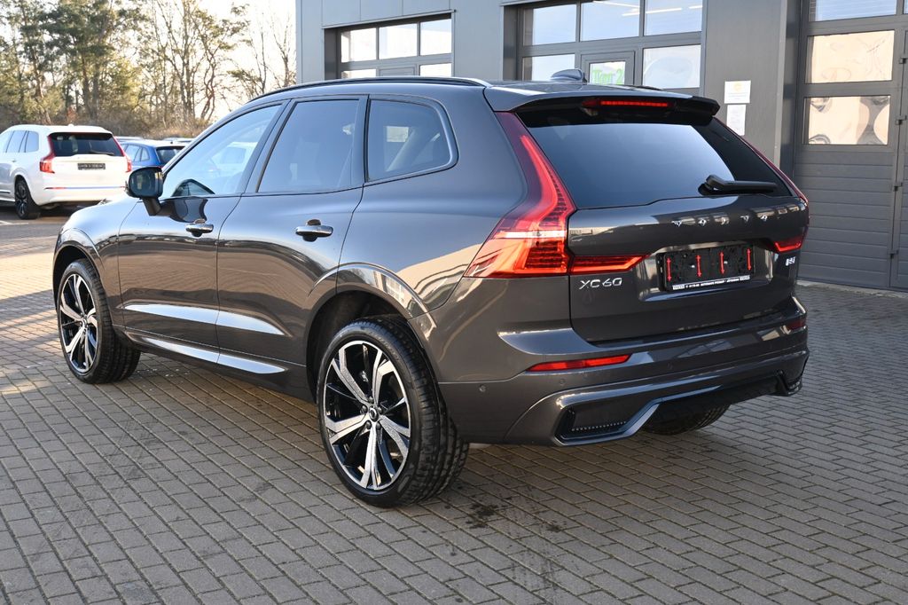 Volvo XC60 2025
