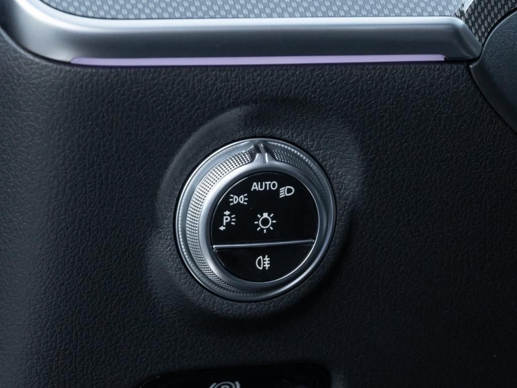 Mercedes-Benz CLE 200 2024