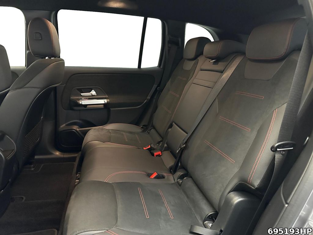 Mercedes-Benz EQB 2024