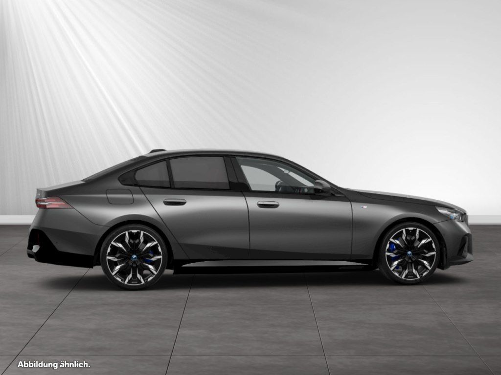 BMW i5 2024