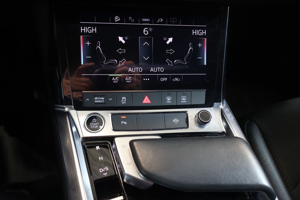 Audi e-tron 2022