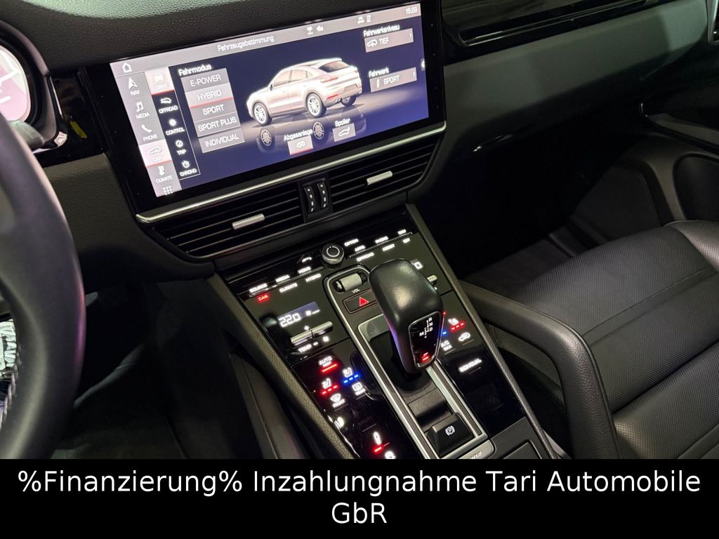 Porsche Cayenne 2021