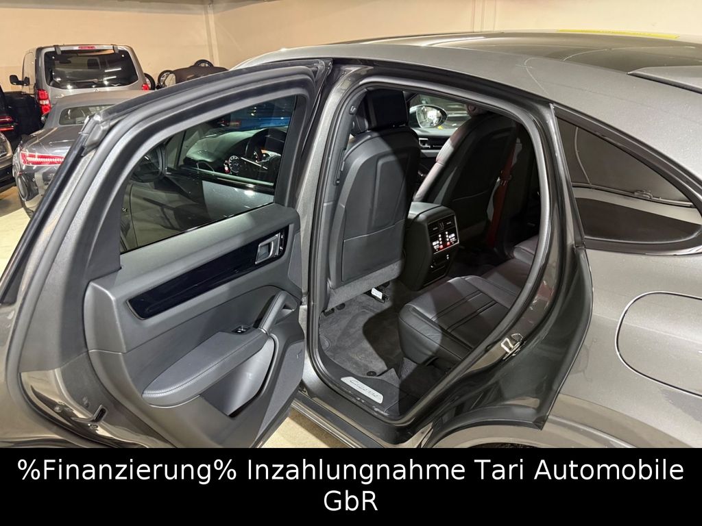 Porsche Cayenne 2021